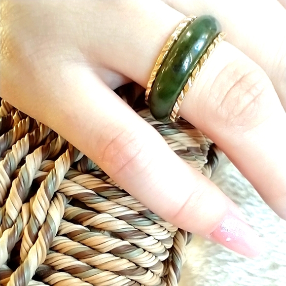 Eternity/Wedding Band Ring 14kt Gold band & Jade - Picture 9 of 16